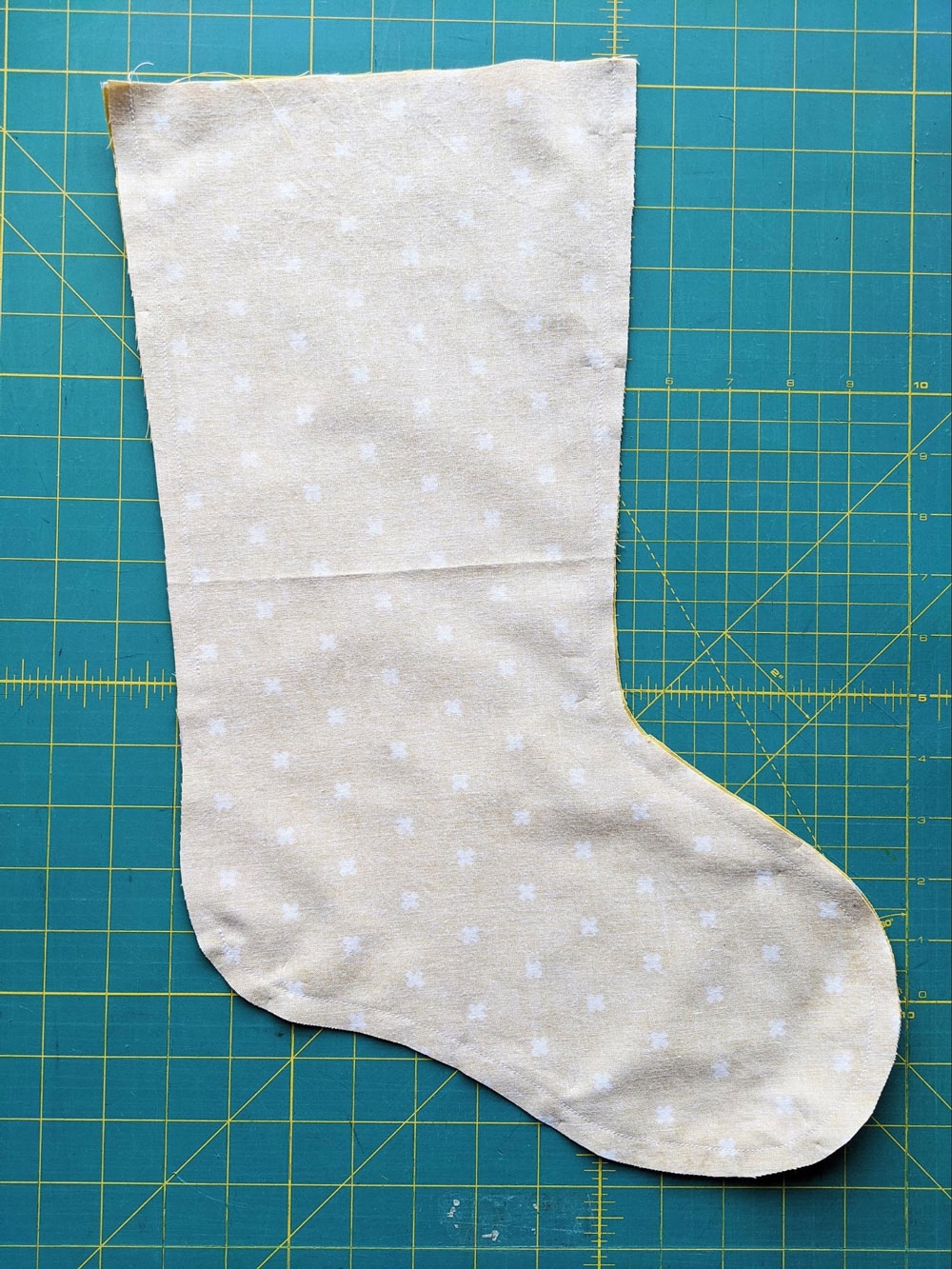 FREE Quilted Christmas Stocking Pattern Suzy Quilts
